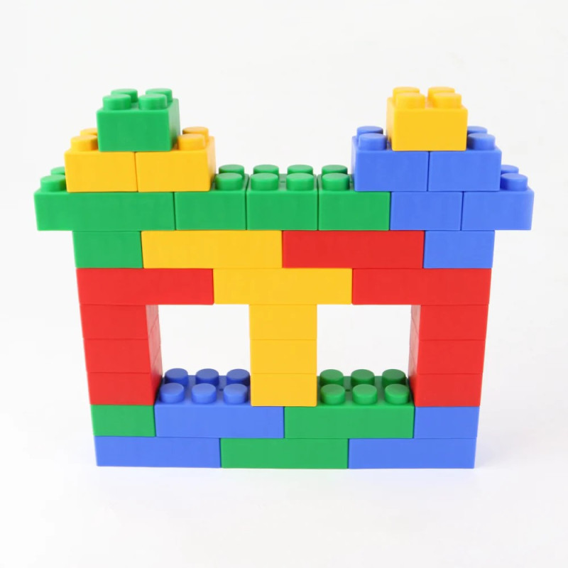 Bloques de construcción suaves únicos hechos de material antibacteriano, seguros para bebés a partir de 3 años. Bloques de construcción suaves únicos hechos de material antibacteriano, seguros para bebés a partir de 3 años.