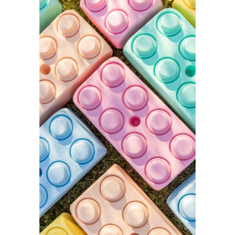 Perfectos para escuelas, guarderías y el hogar. Vea la selección y ordene ahora.