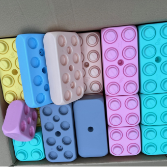Bloques pastel, colores suaves Bloques Blubloxx XL fabricados en plástico reciclado