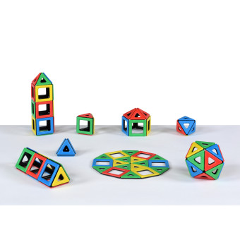 Juego de bloques magnéticos para toda una clase